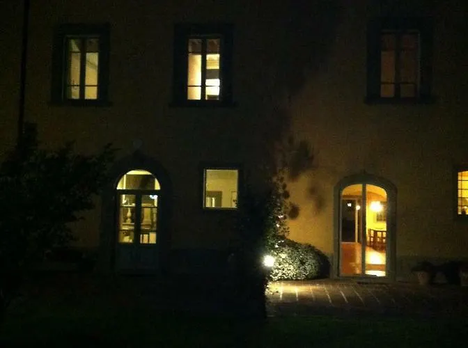 Glicine E Luna アパート カーシナ