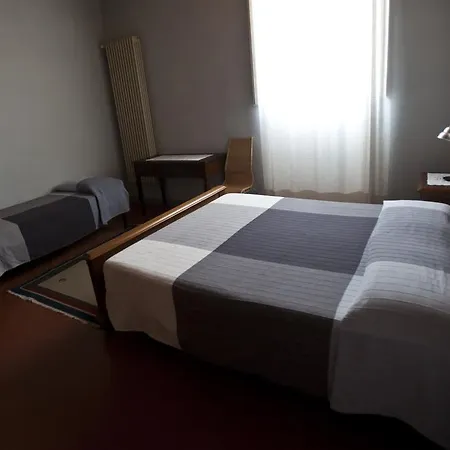 Glicine E Luna דירה