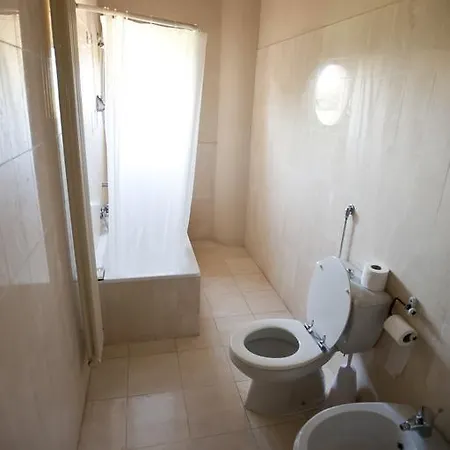 Glicine E Luna דירה